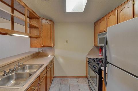 2102 Lakecrest Dr, Moore, OK 73170 photo 19