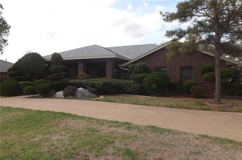401 Pheasant Cir, Altus, OK 73521 photo 1