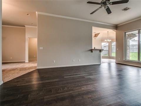 3833 Divine Ave, Harrah, OK 73045 photo 5