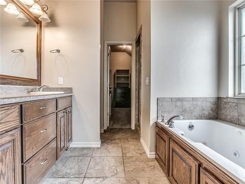 3833 Divine Ave, Harrah, OK 73045 photo 22