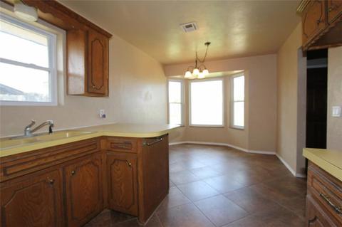 543 Skyview Dr, Watonga, OK 73772 photo 11