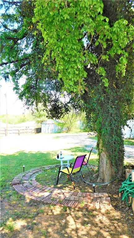 1310 E Noble Ave, Guthrie, OK 73044 photo 5