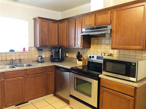318 E Independence, Shawnee, OK 74804 photo 5