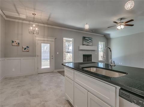 2448 Fallview Dr, Edmond, OK 73034 photo 6