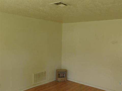916 Williams, Ada, OK 74820 photo 8