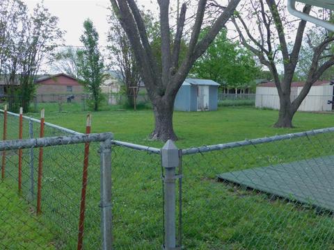 916 Williams, Ada, OK 74820 photo 2