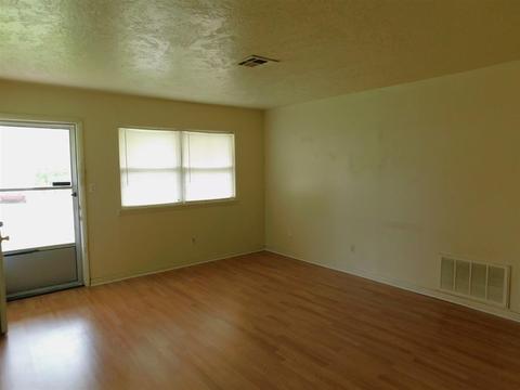 916 Williams, Ada, OK 74820 photo 10