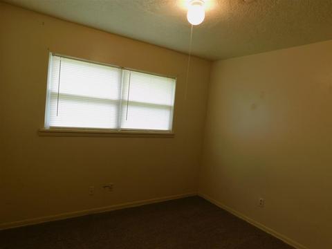 916 Williams, Ada, OK 74820 photo 12