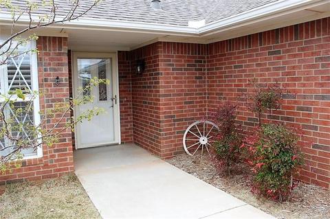 3009 White Tail Dr, Altus, OK 73521 photo 3