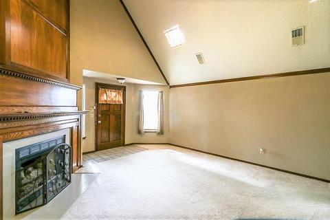 2111 Briarcliff, Moore, OK 73170 photo 2