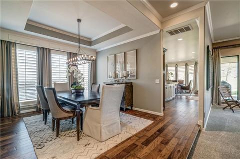 645 E Oak Pl, Edmond, OK 73025 photo 10