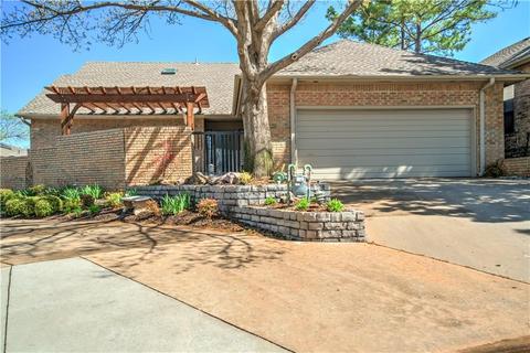645 E Oak Pl, Edmond, OK 73025 photo 1