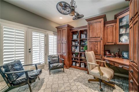 645 E Oak Pl, Edmond, OK 73025 photo 5