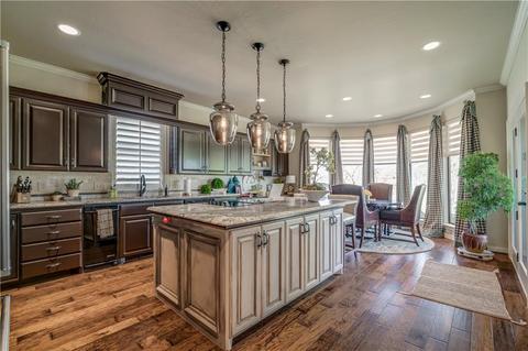 645 E Oak Pl, Edmond, OK 73025 photo 11