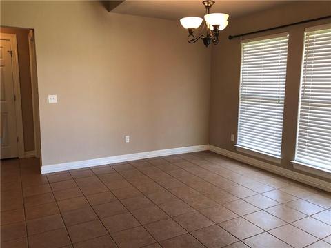 1808 Foxtail, Altus, OK 73521 photo 6