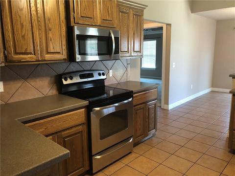 1808 Foxtail, Altus, OK 73521 photo 9