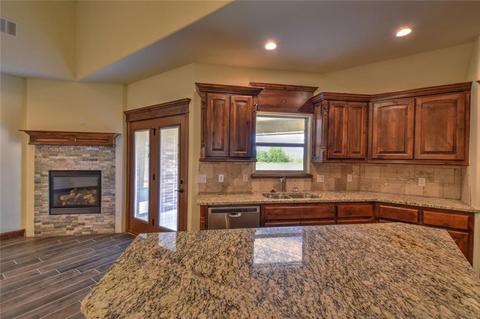 1104 Stoneridge Dr, Moore, OK 73160 photo 7
