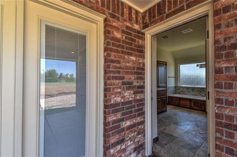 1104 Stoneridge Dr, Moore, OK 73160 photo 20