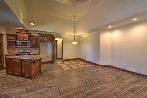 1104 Stoneridge Dr, Moore, OK 73160 photo 5