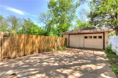 907 E Harrison, Guthrie, OK 73044 photo 34