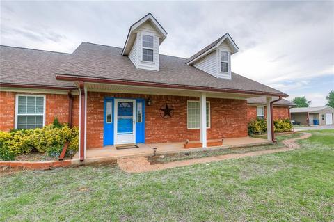 201 Mockingbird Ln, Tuttle, OK 73089 photo 1
