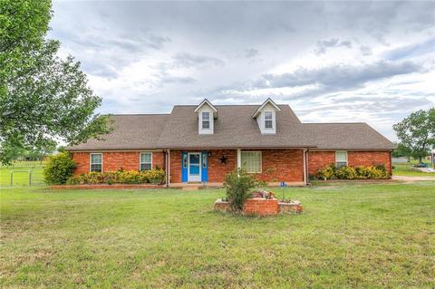 201 Mockingbird Ln, Tuttle, OK 73089 photo 2