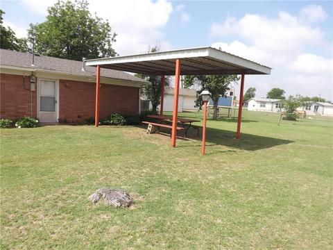 1005 Darla, Altus, OK 73521 photo 32