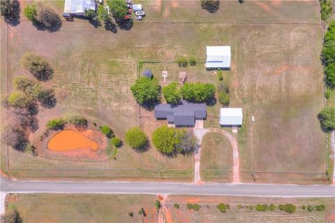 98 Heather Rd, Mcloud, OK 74851 photo 1