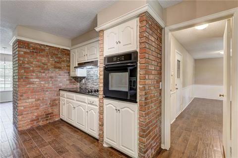5904 E 15th St, Edmond, OK 73013 photo 16