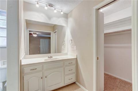 5904 E 15th St, Edmond, OK 73013 photo 21