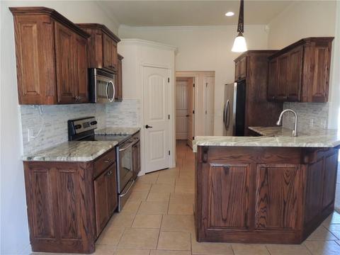 1904 Mead Ln, Moore, OK 73170 photo 11