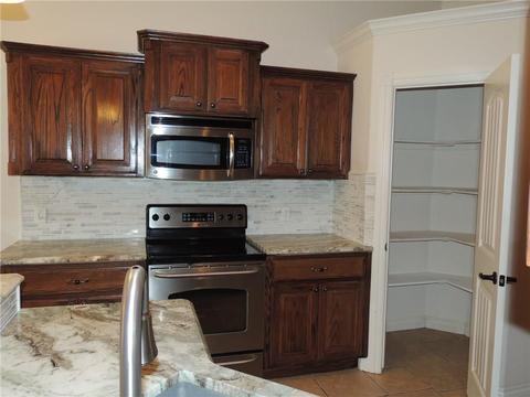 1904 Mead Ln, Moore, OK 73170 photo 12