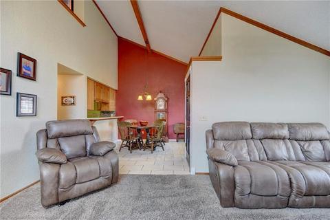 2121 Parkview Dr, Moore, OK 73170 photo 8