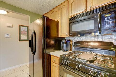 2121 Parkview Dr, Moore, OK 73170 photo 11