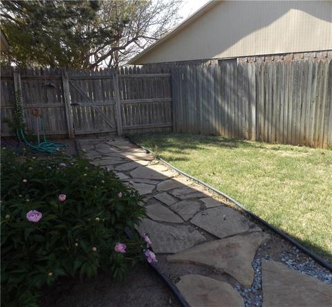 604 Camelot, Altus, OK 73521 photo 18