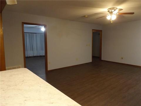 604 Camelot, Altus, OK 73521 photo 8