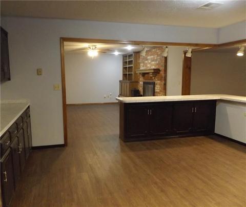 604 Camelot, Altus, OK 73521 photo 6