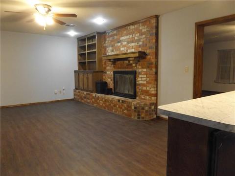 604 Camelot, Altus, OK 73521 photo 5