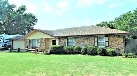 104 Stonegate, Guthrie, OK 73044 photo 1