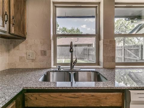 Undisclosed, Bethany, OK 73008 photo 19