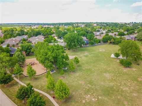 237 Deerhurst Dr, Norman, OK 73072 photo 36