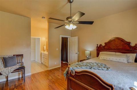 402 SW 4th St, Tuttle, OK 73089 photo 16