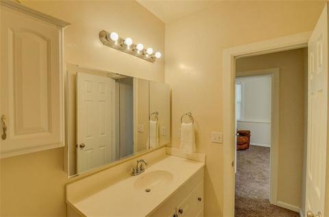 402 SW 4th St, Tuttle, OK 73089 photo 18