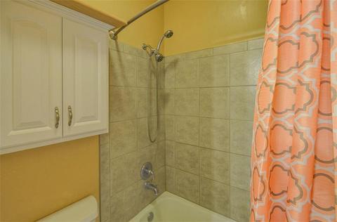 402 SW 4th St, Tuttle, OK 73089 photo 21