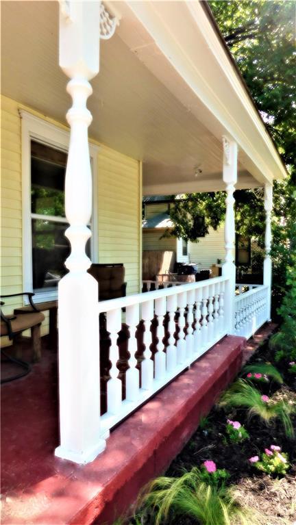 206 E Mansur Ave, Guthrie, OK 73044 photo 4