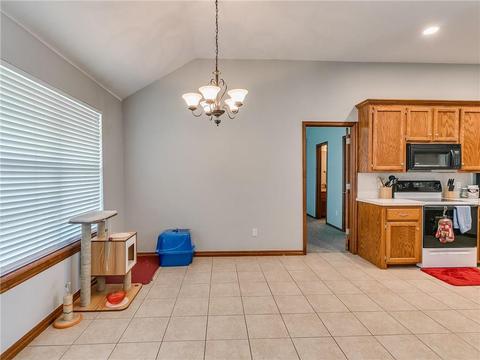 1805 Regency Blvd, Moore, OK 73160 photo 11