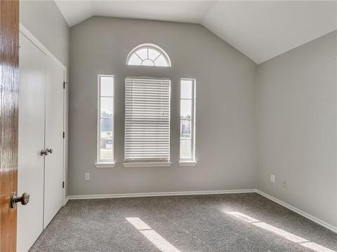 1805 Regency Blvd, Moore, OK 73160 photo 16