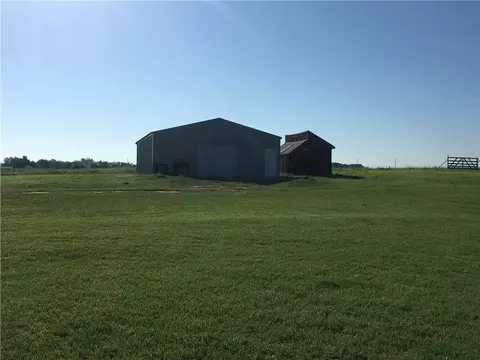 19432 E 1240, Carter, OK 73627 photo 2