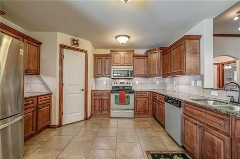 800 Arrowhead Dr, Tuttle, OK 73089 photo 12