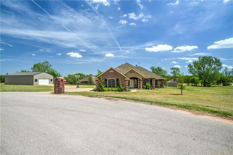 800 Arrowhead Dr, Tuttle, OK 73089 photo 1